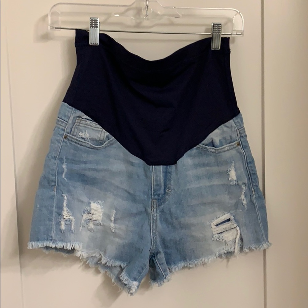 Maternity shorts